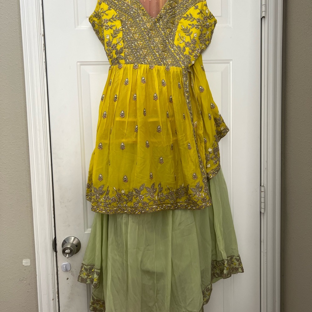 Lehenga With Blouse Multicolored - image 3